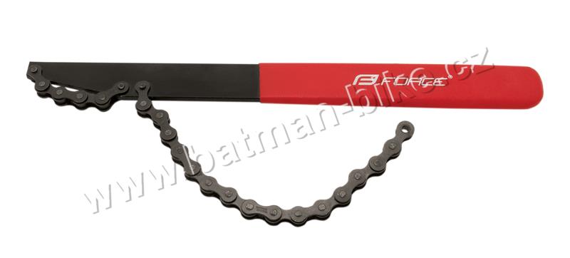 Stahovák kazety-páka s řetězem