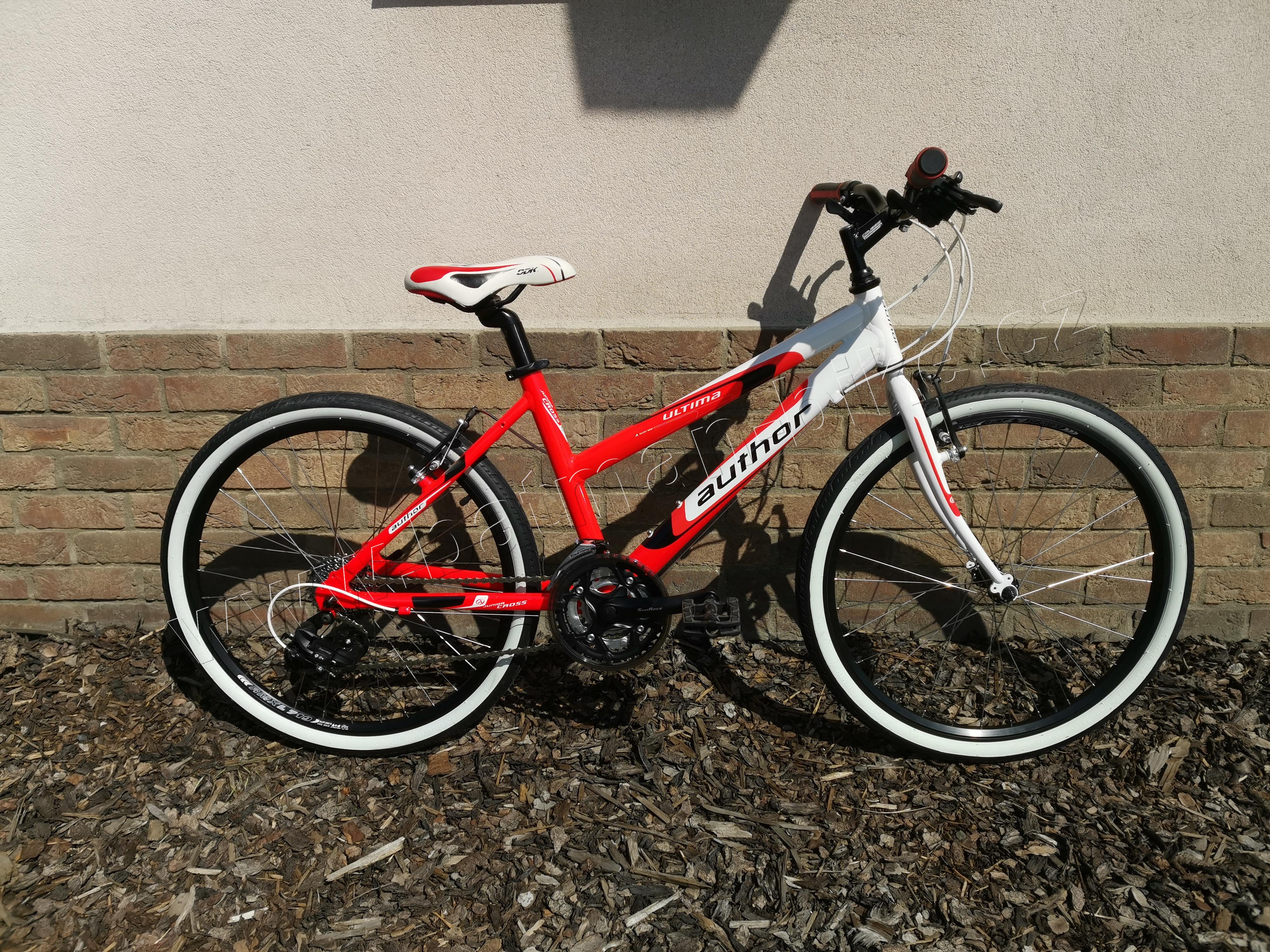 Author Ultima 24  bílá/červená stavba